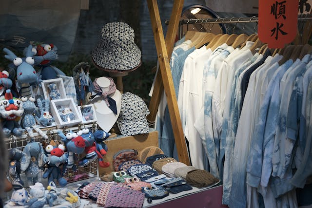 Топ-3 мифа о стоковой одежде, которые мешают вашему бизнесу