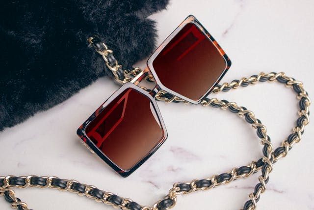 Как продавать сток как премиум: стратегии маркировки и позиционирования