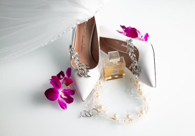 Тренды в аксессуарах: что добавить к основному ассортименту