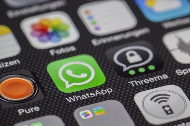 Продвижение в WhatsApp/Telegram через канал с горячими поступлениями и акциями