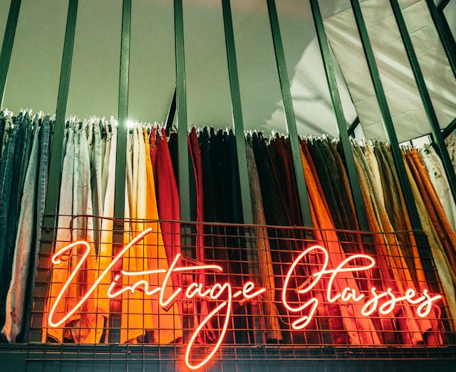 Магазин винтажной одежды с нуля