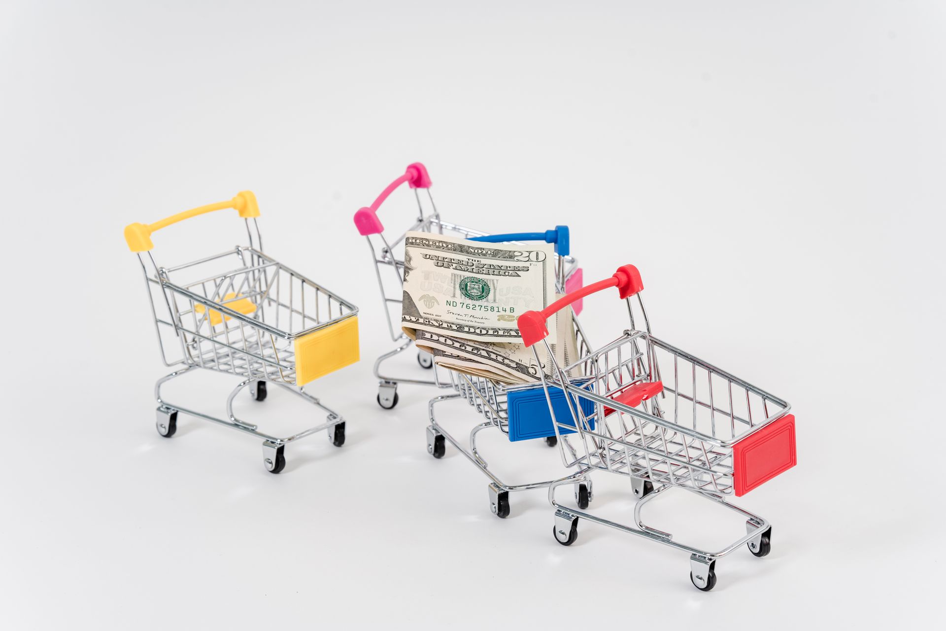 Как найти продавца, который реально увеличивает продажи